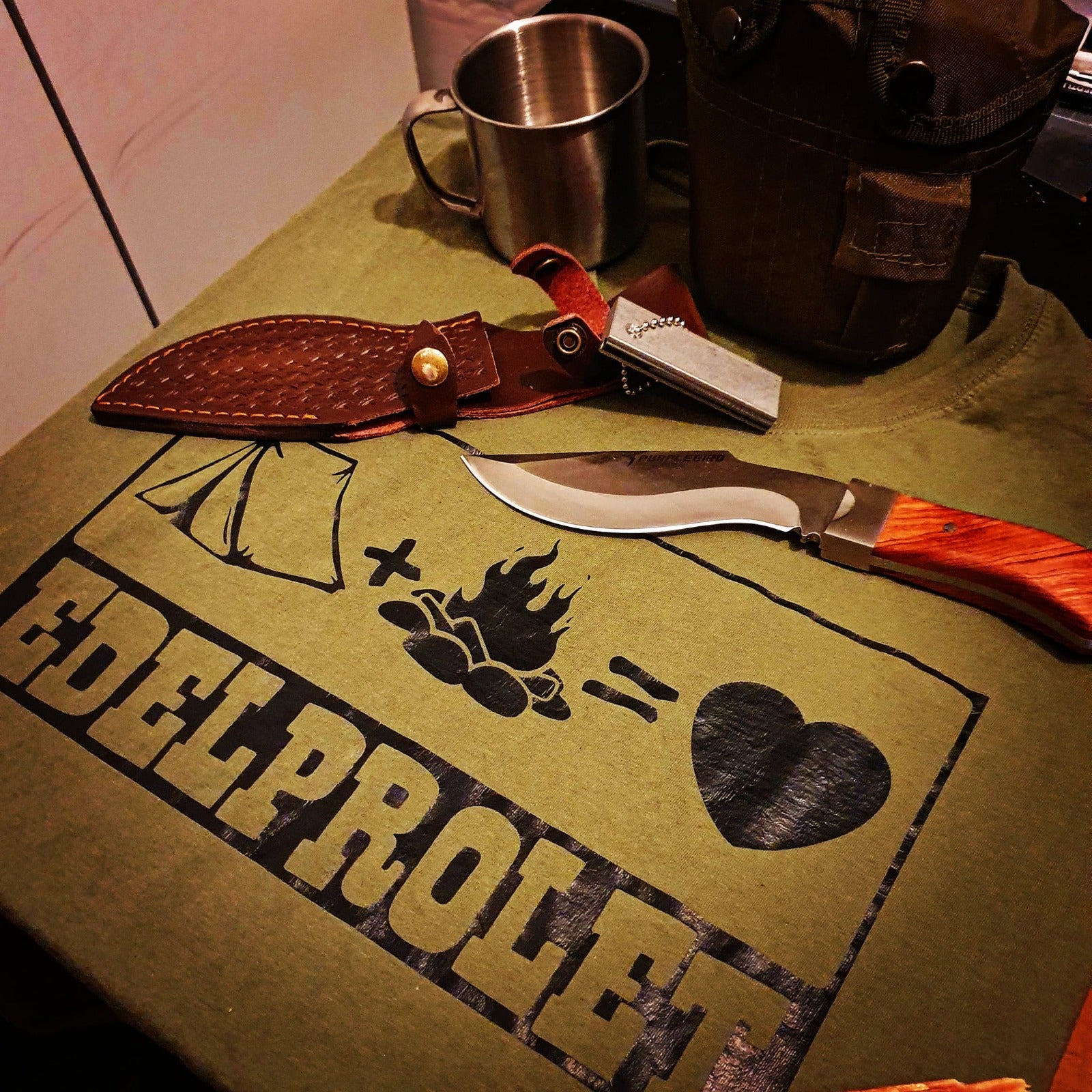 T-Shirt EdelProlet Outdoor Liebe